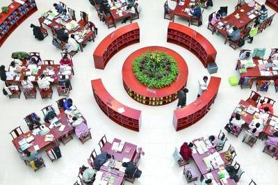 高校图书借阅量下降，大学生真是不爱读书了吗？