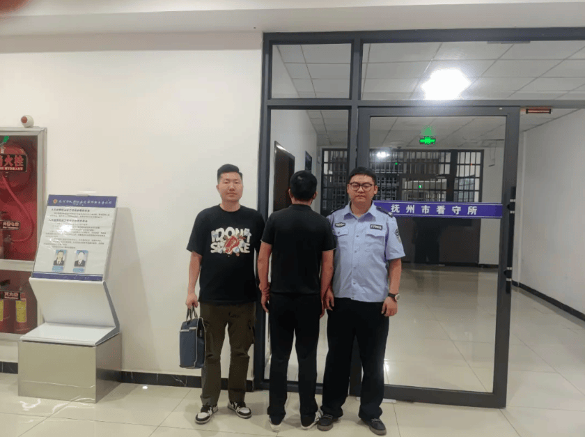 丈夫伪造100万元存单，不料被妻子拿去银行