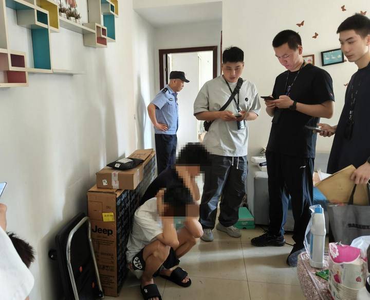 浙江一小店店主崩溃：短短1小时要赔付200多个订单 警方揭秘“套路”
