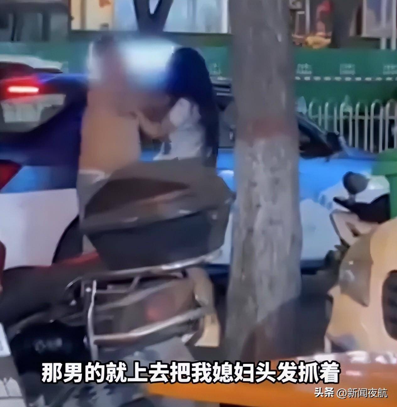 女子一句问话，遭男子当街殴打10多分钟！