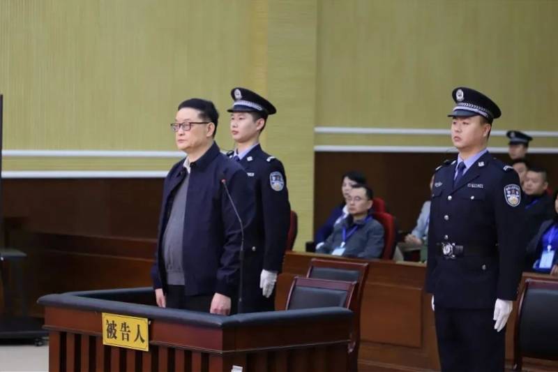 两足坛高管均被判11年，本轮足坛反腐7人已获刑，最高无期